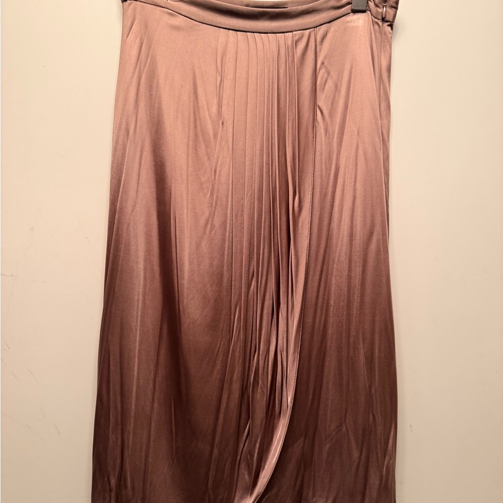 Chic Satin A-Line Skirt in Rose